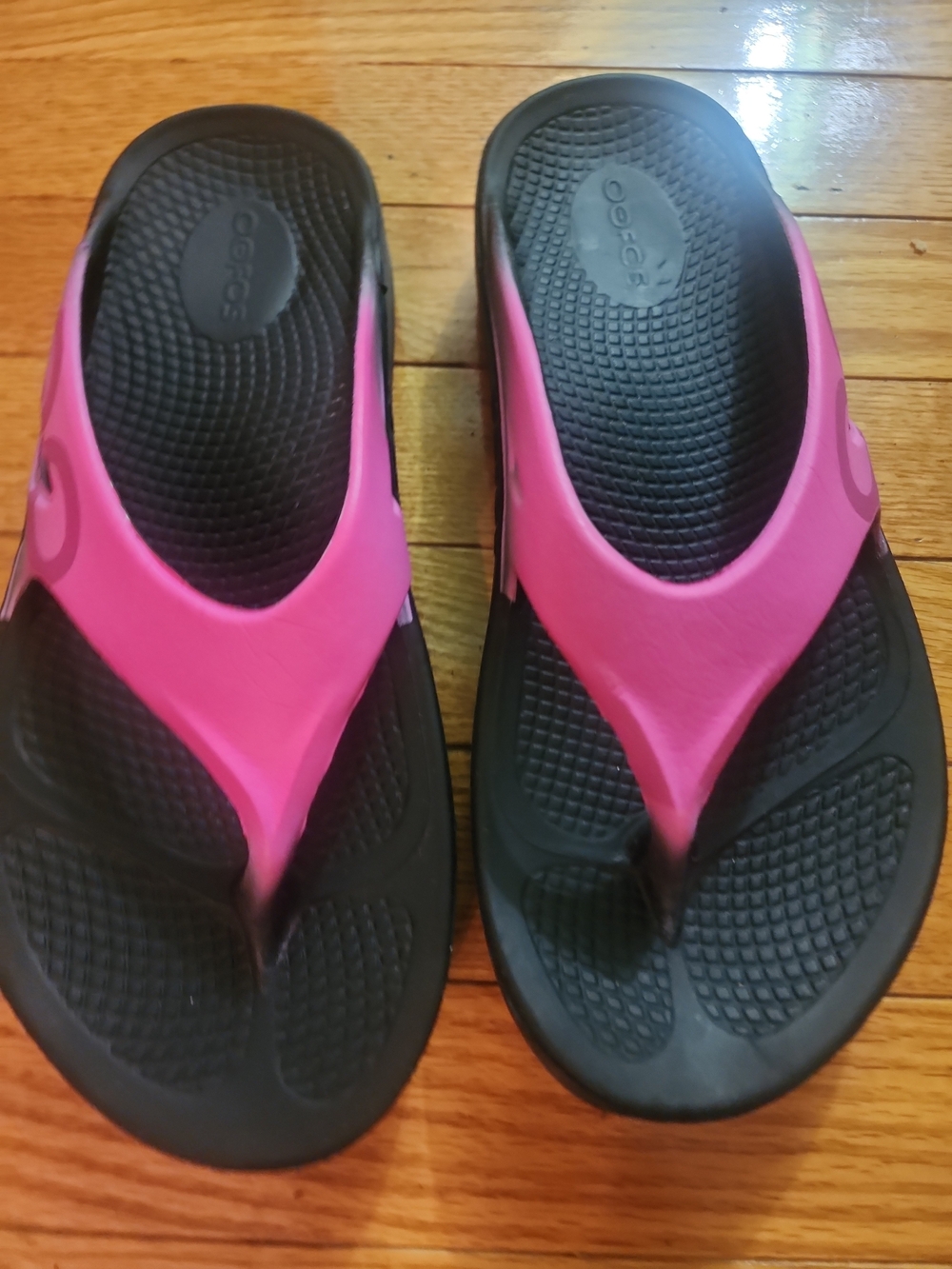 Oofos Original Sunset Tide Recovery  Sport  Flip Flop /Pink & Black